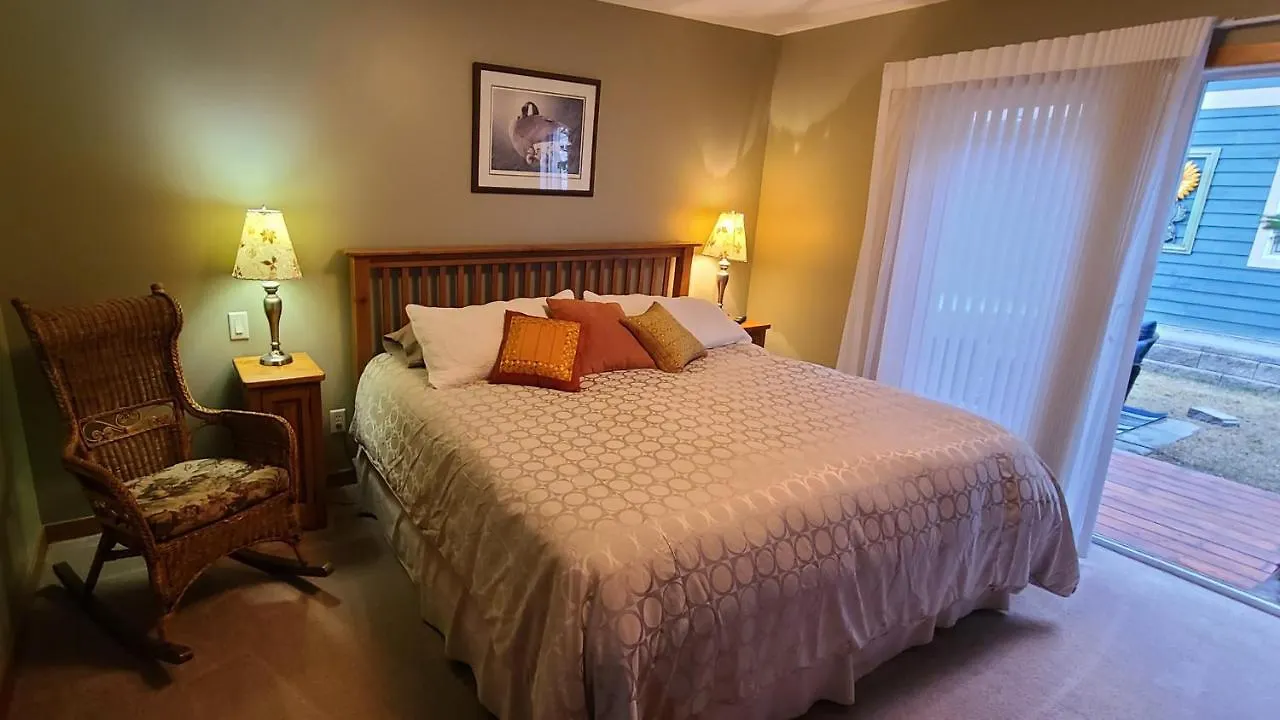 The Poplar Inn Banff Bed & Breakfast
